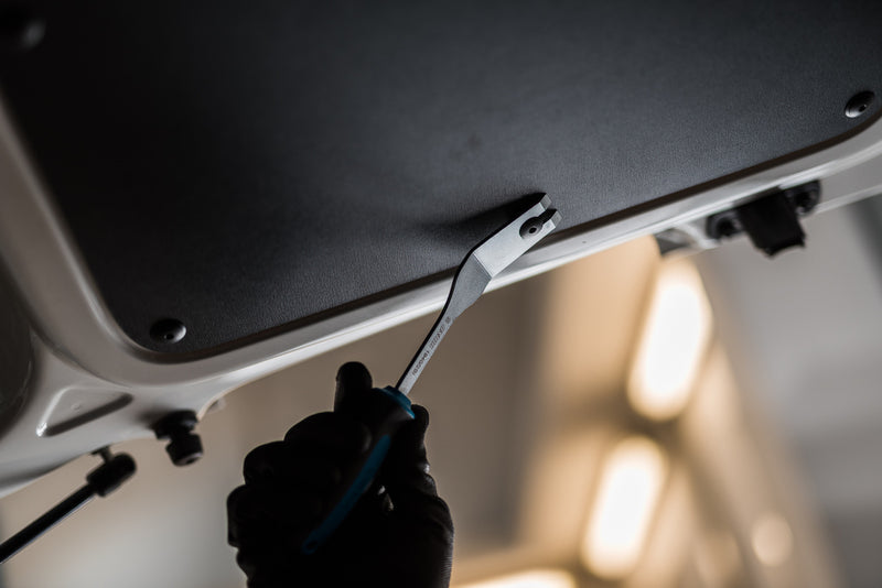 Trim pin remover, 230