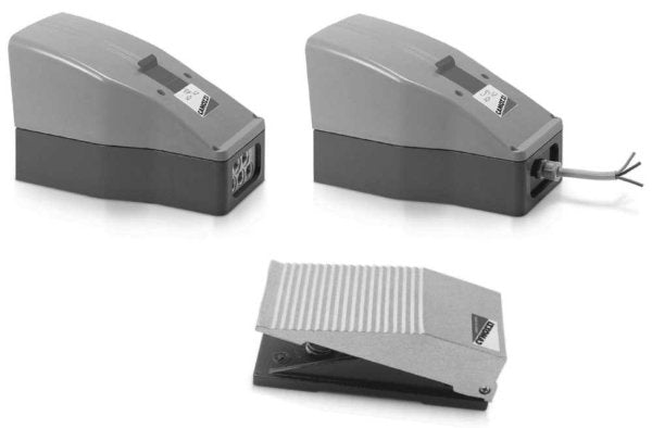 Image of 3E2-925 - Electrical foot pedal 5/2 1/4 - Camozzi | Roladex UK