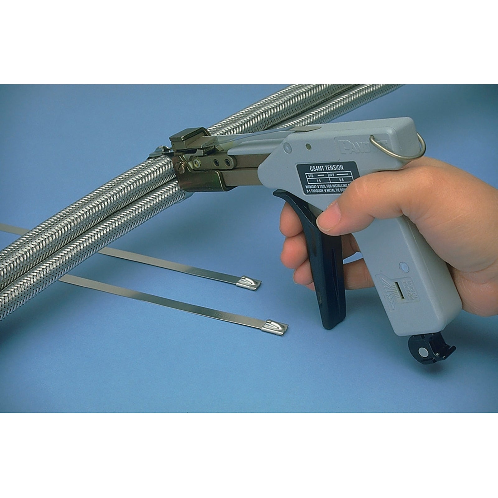 FT Pro FLO2MT - Twist To Cut Off And Tensioner